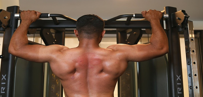 Shoulder muscle building equipment