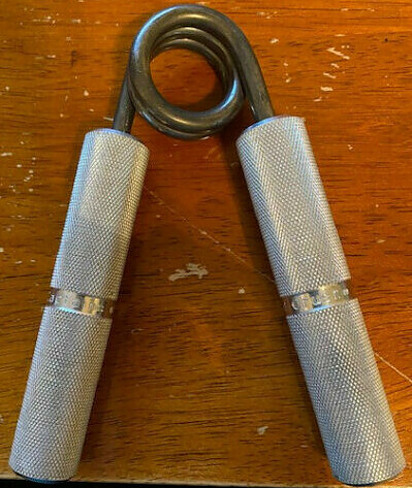 HAND STRENGTH GRIPPERS Dynamic 1 HAND STRENGTH GRIPPERS Dynamic